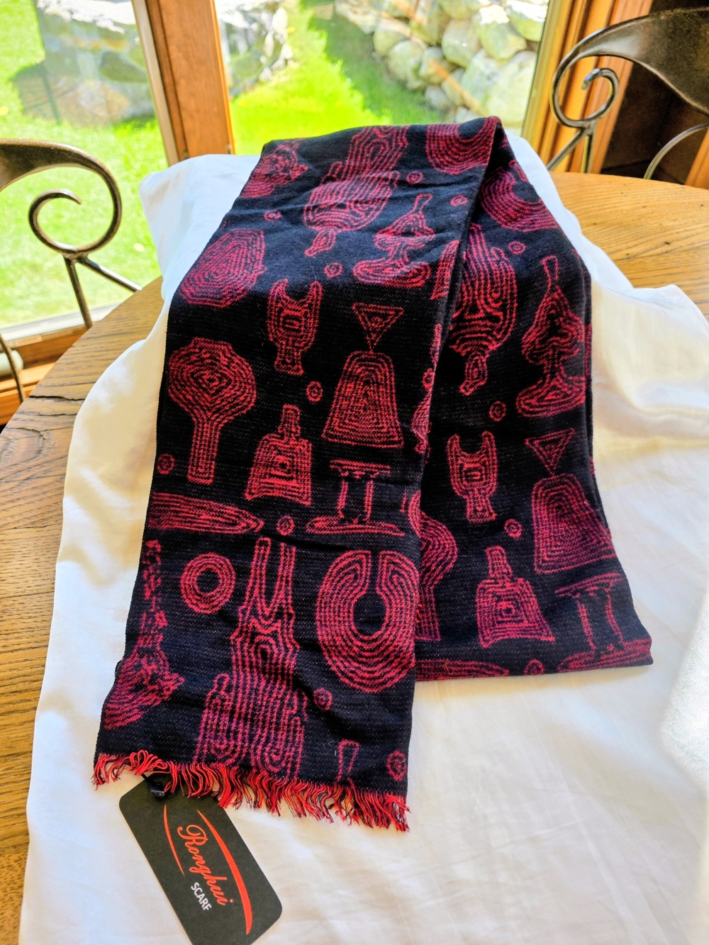 Ronghui Scarf 70% Mulberry Silk & 30% Cottoned Red & Black Patterned Unisex